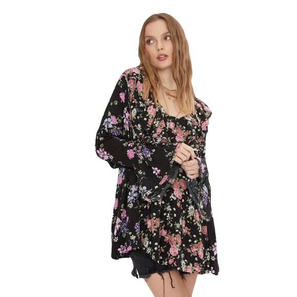 NWOT FREE PEOPLE Tunic S Loretta Printed Floral Blouse in Black Combo - Picture 1 of 10